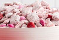 Sweet Heart Snack Mix