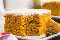 Paula Deen’s Classic Fall Pumpkin Bars
