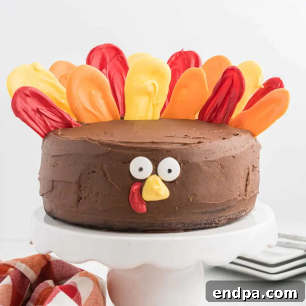 Festive Turkey Cake 1 featured 114541