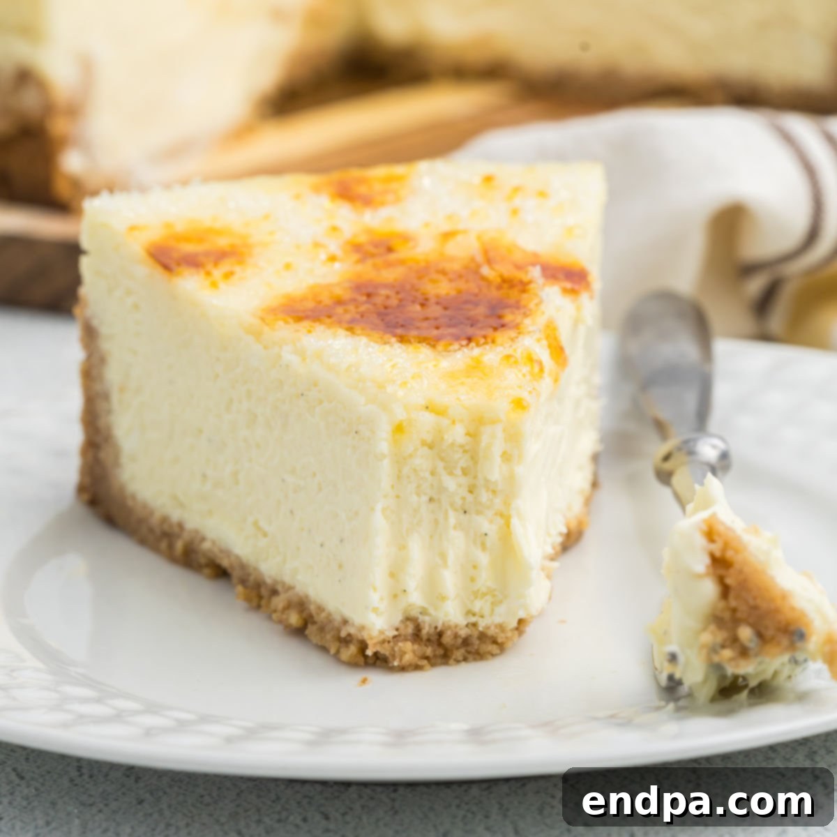 Crispy Caramel Cheesecake 1 featured 117229