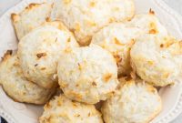 Chewy Coconut Macaroons