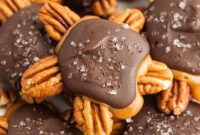 Get a Head Start on Holiday Cheer: 8 Simple Bakes for a Festive Week