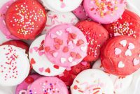 Love-Dipped Chocolate Oreos