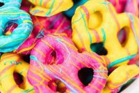 Sweet & Salty Easter Pretzel Treats