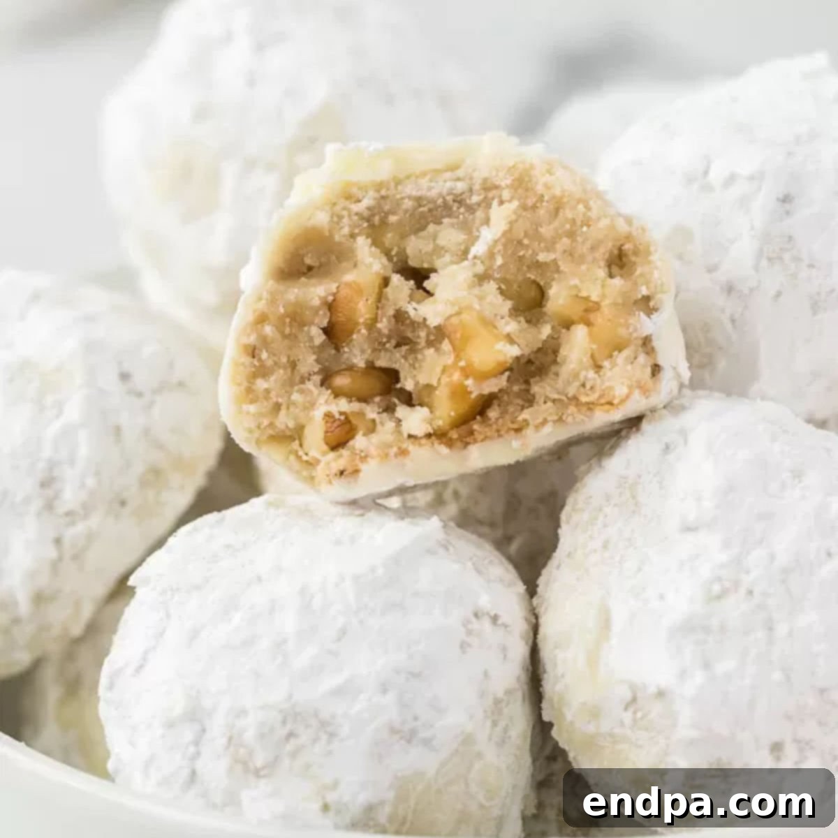 Powdered Sugar Dreams 1 featured 20187