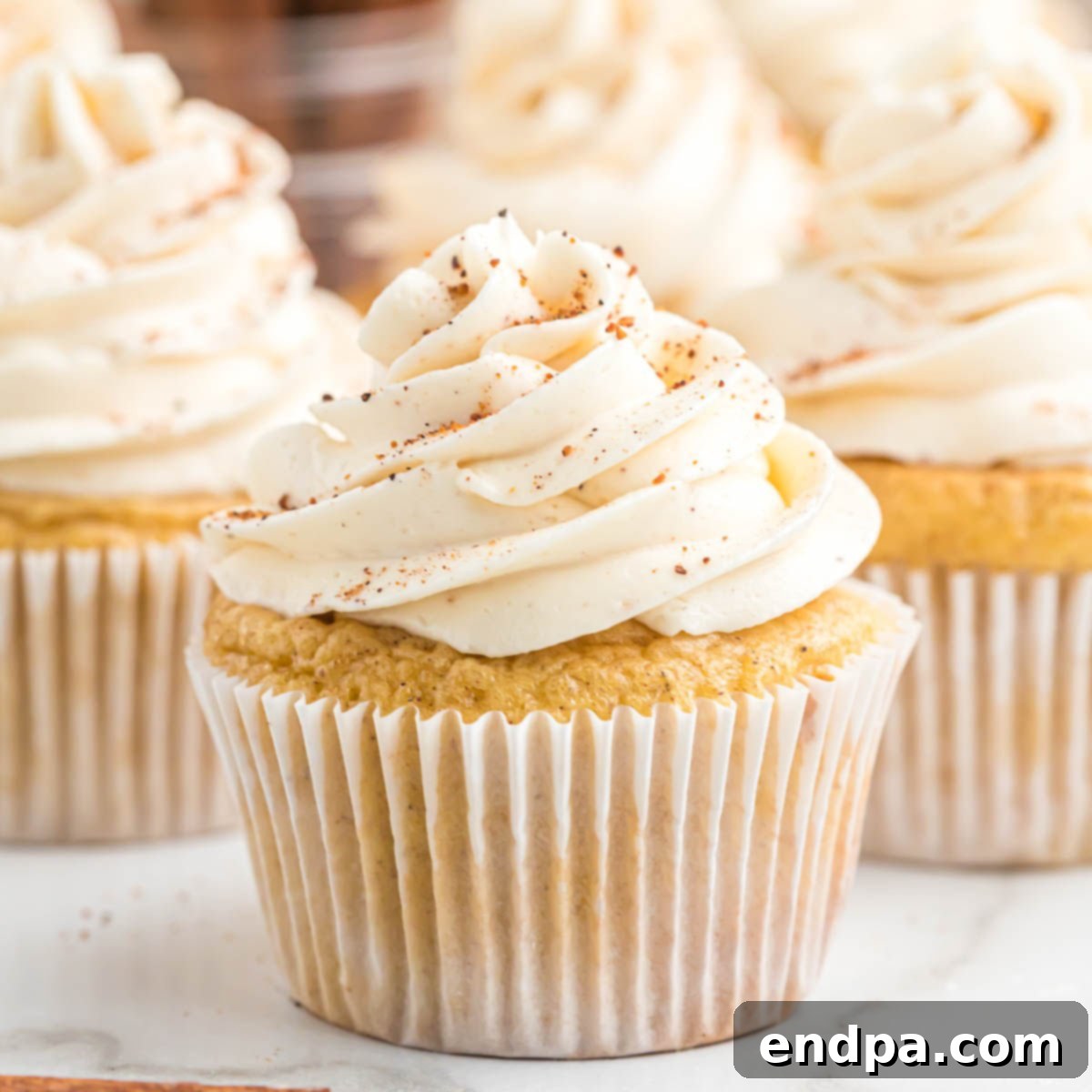 Festive Eggnog Cupcakes 1 featured 21428