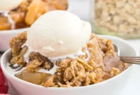 Cozy Slow Cooker Apple Crisp
