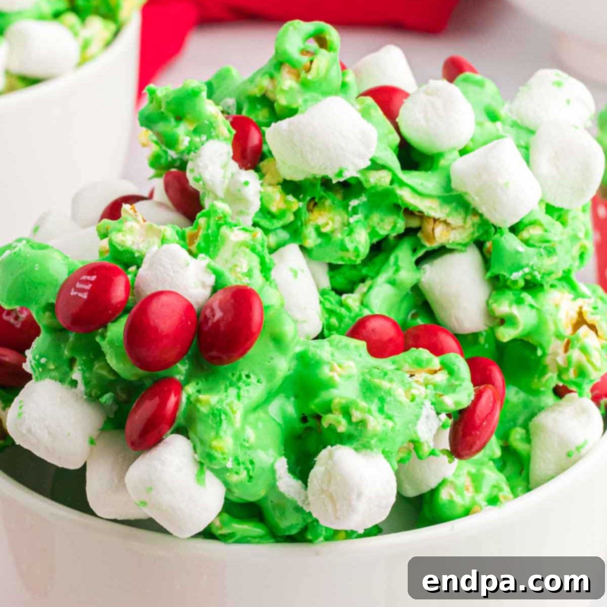 Festive Grinch Popcorn Mix 1 featured 24253