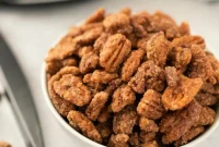 Easy Crockpot Candied Pecans