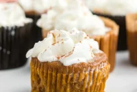 Golden Pumpkin Spice Cupcakes