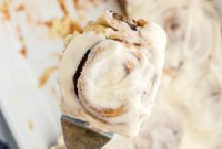 Crafting Perfect Cinnabon Cinnamon Rolls