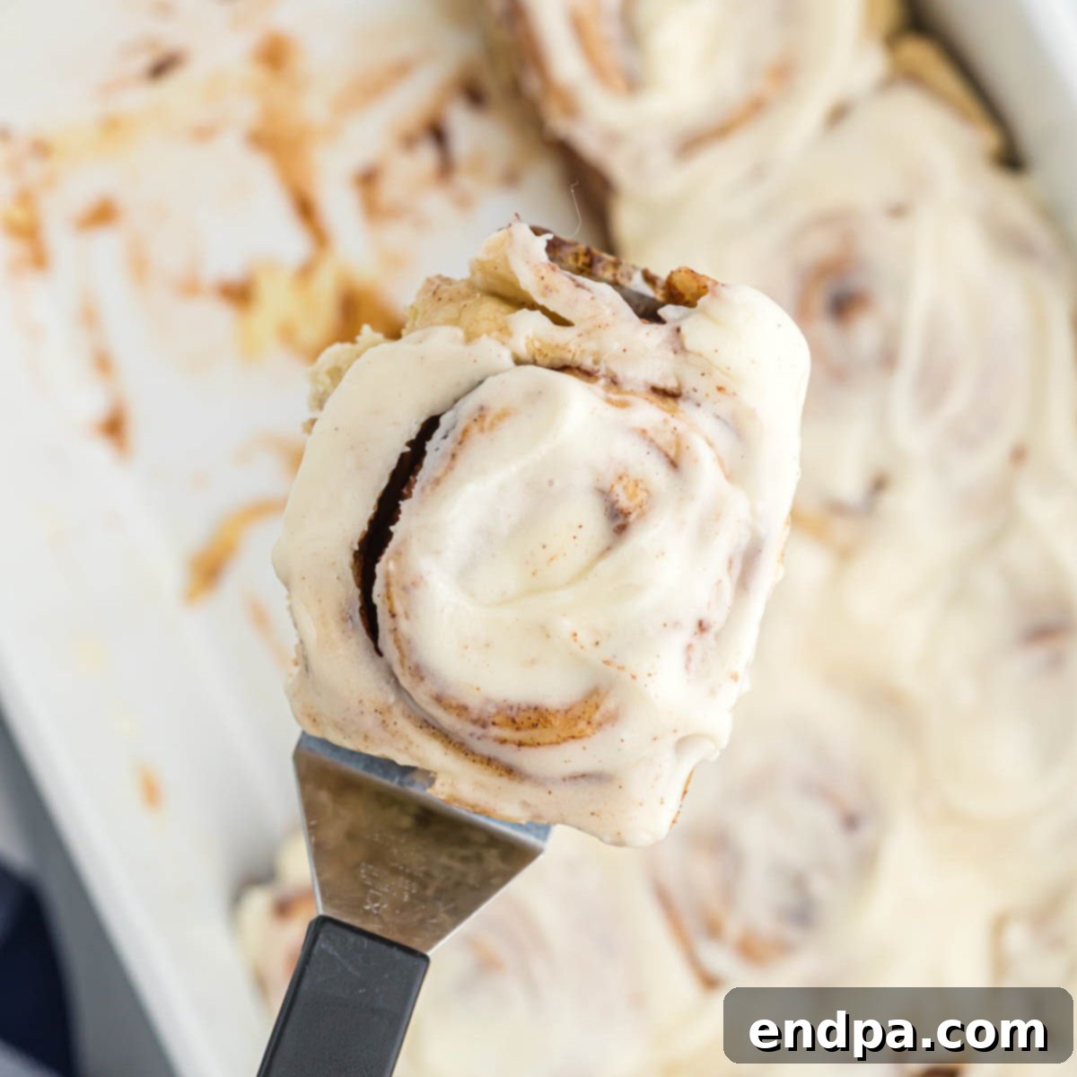 Crafting Perfect Cinnabon Cinnamon Rolls 1 featured 29284
