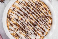 Homemade Cinnamon Roll Pie