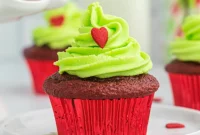 Grinchy Green Holiday Cupcakes
