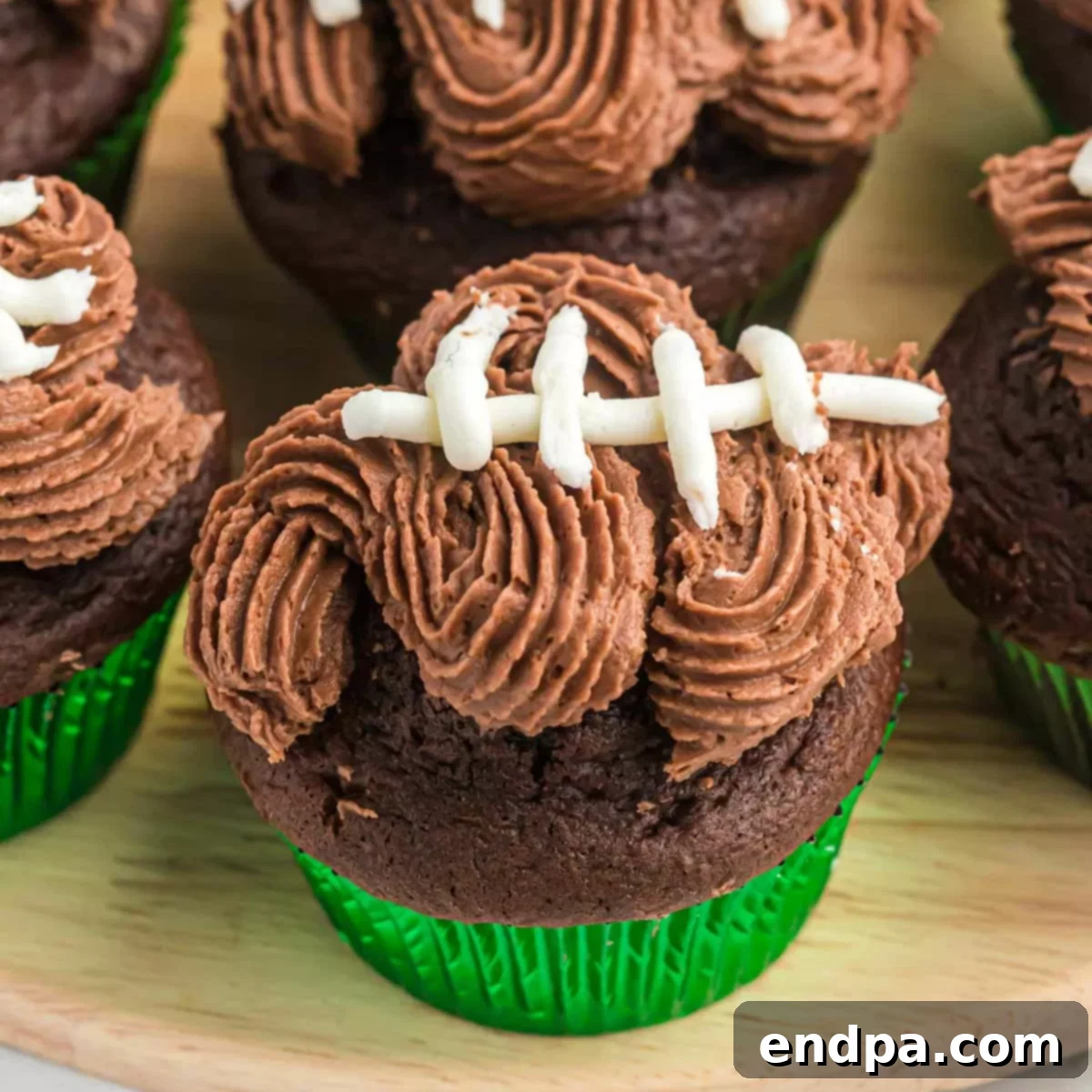 Kick-Off Cupcakes 1 featured 34952
