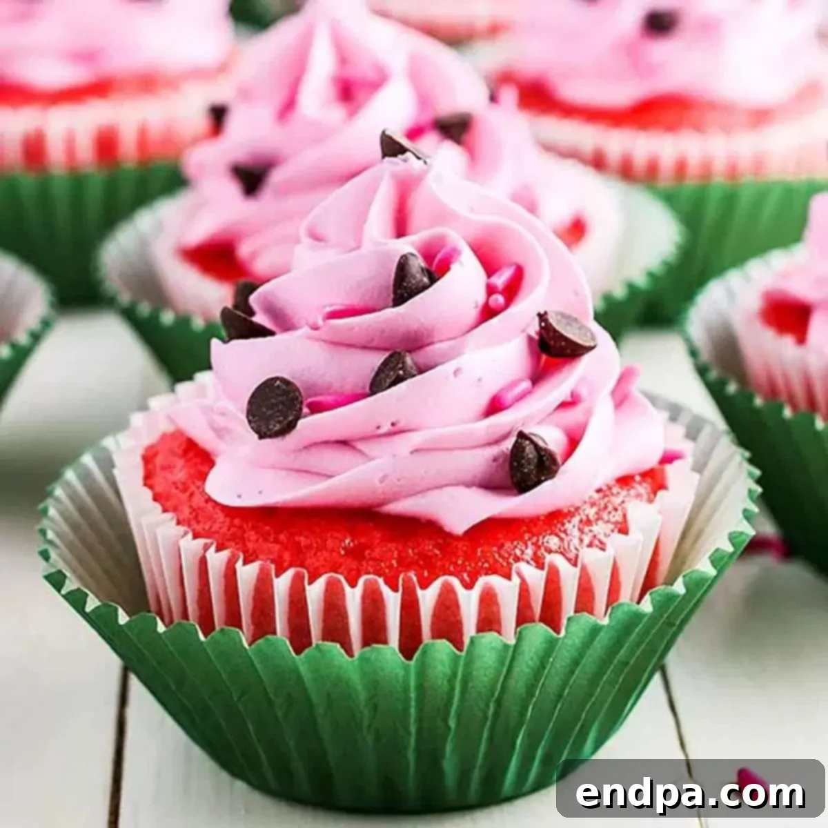 Watermelon Splash Cupcakes 1 featured 3595