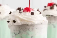 Cool Mint Chocolate Chip Dream Shake