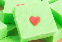 Grinch’s Green Heart Fudge