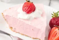 Effortless Strawberry Jello Pie