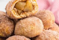 Air Fryer Apple Pie Bites