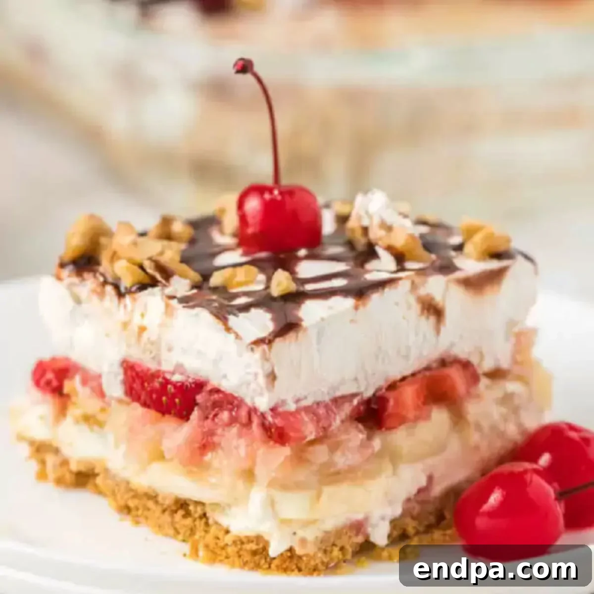 Banana Split Dream Cake 1 featured 4770