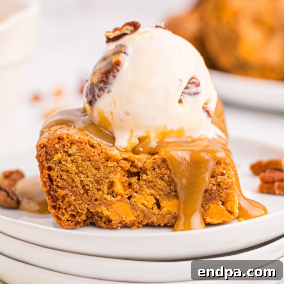 Maple Caramel Blondie Bars 1 featured 47842