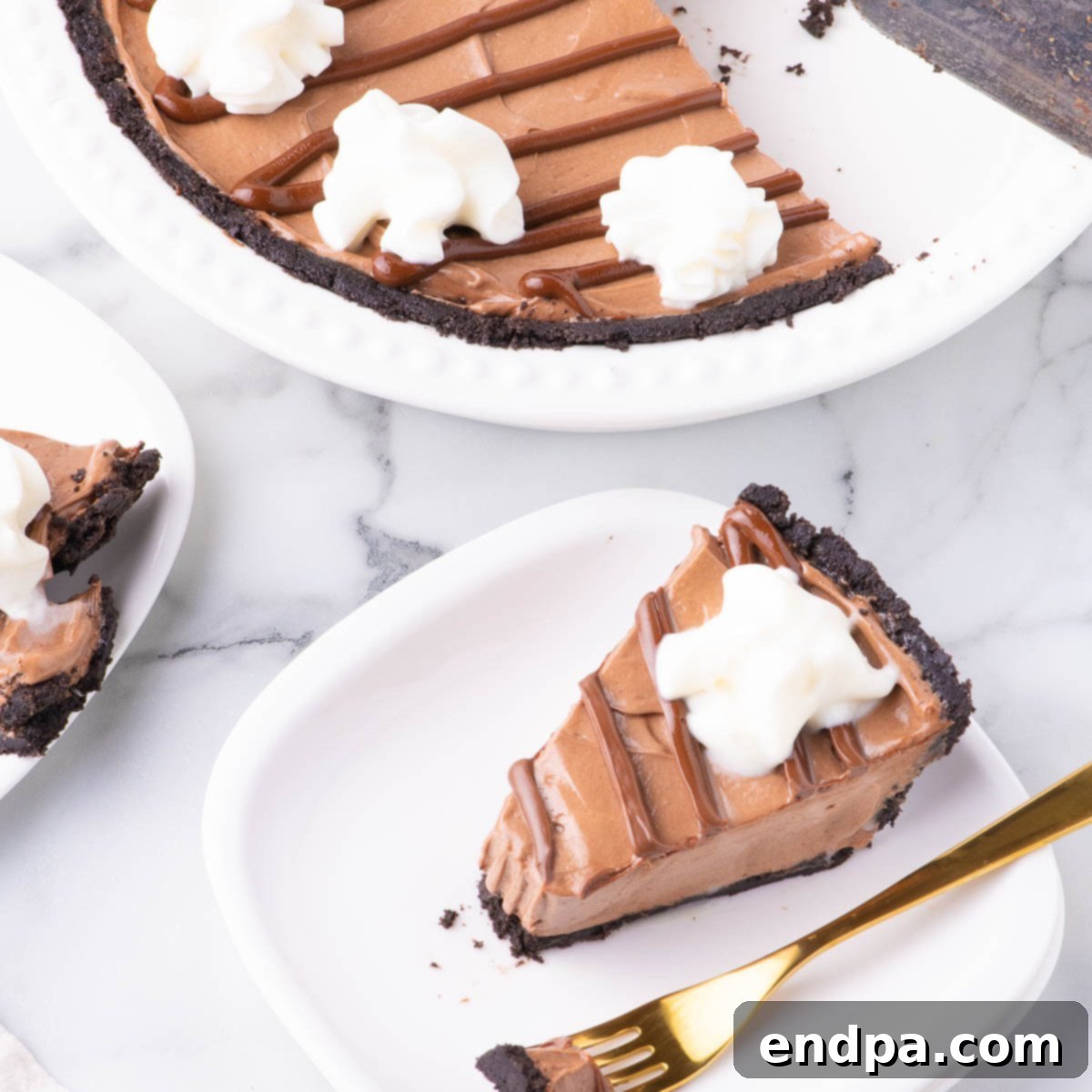 Decadent No Bake Nutella Cheesecake 1 featured 49055