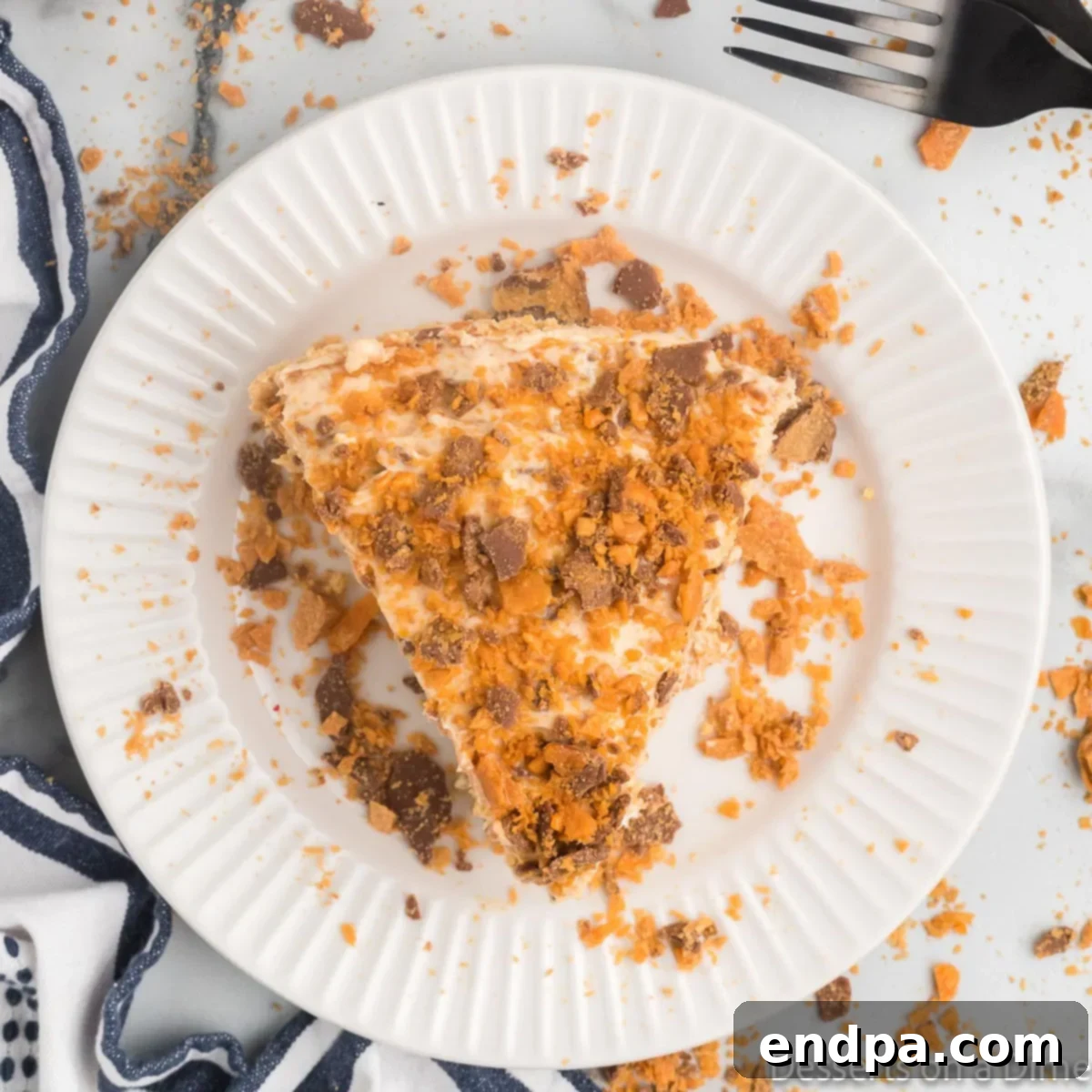 Decadent Butterfinger Crunch Pie 1 featured 54547