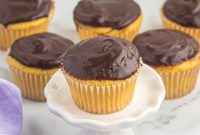 Gourmet Eclair Cupcakes