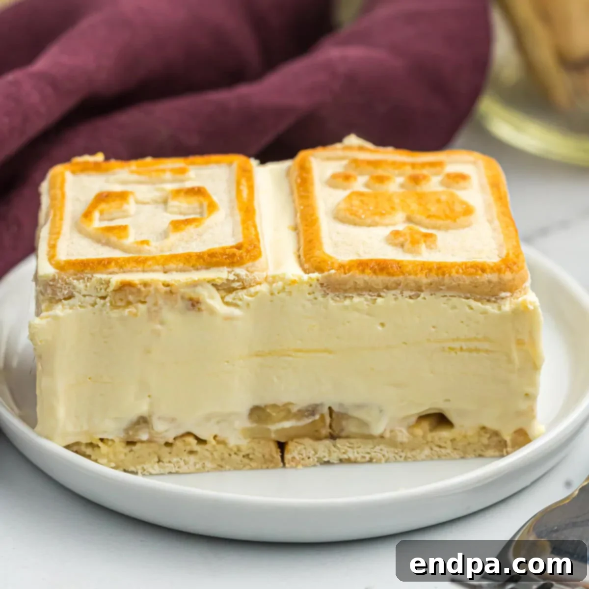 Paula Deen's Southern Banana Pudding 1 featured 75832