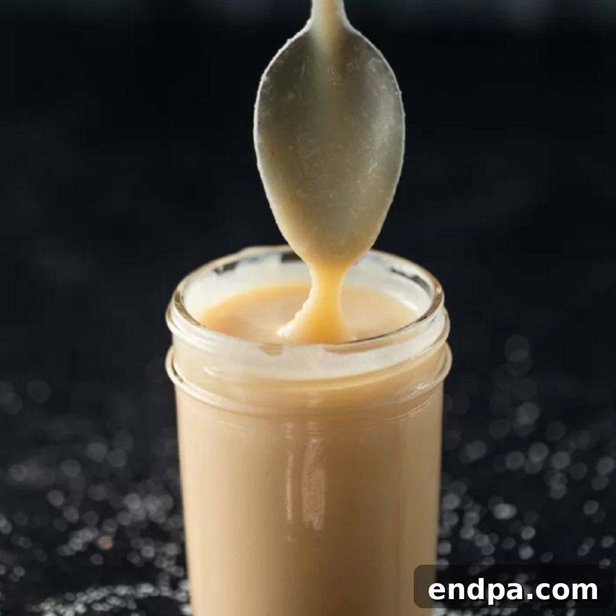 Sweetened Condensed Milk from Scratch 1 featured 8707