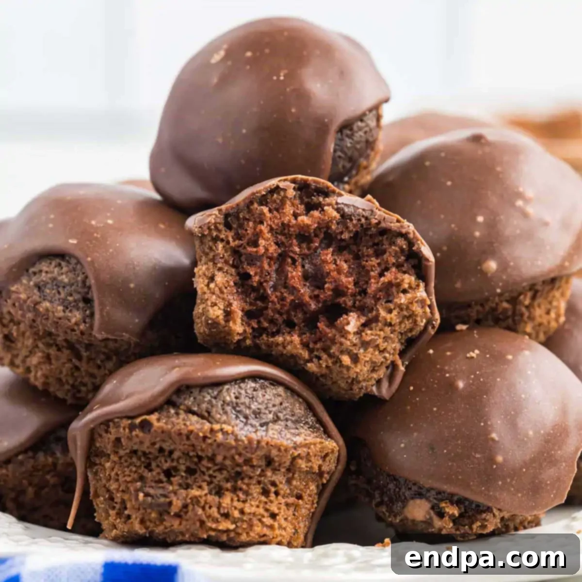 Texas Sheet Cake Minis 1 featured 93828