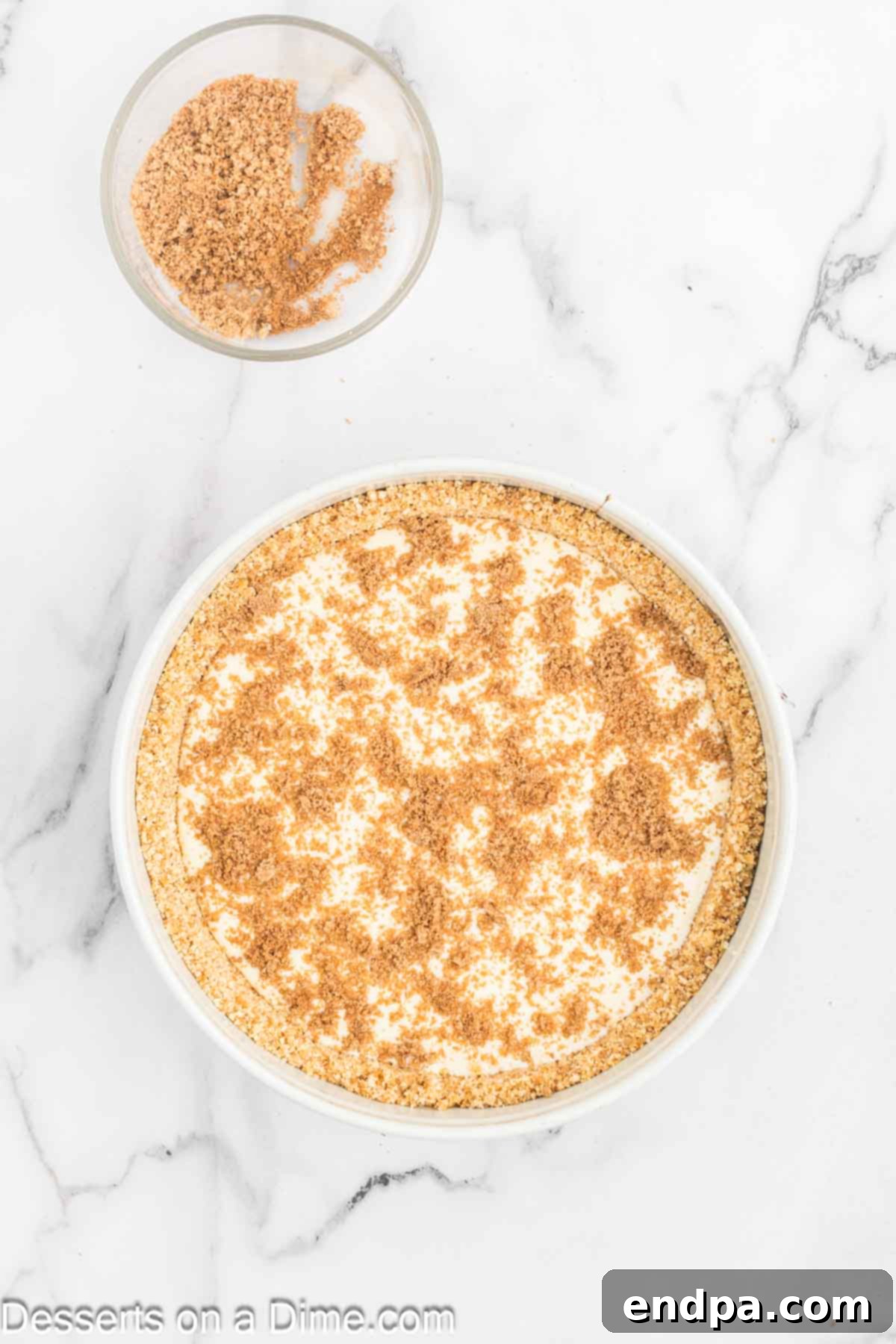 Golden Honey Swirl Cheesecake 8 Cinnamon and sugar mixture sprinkled over filling.