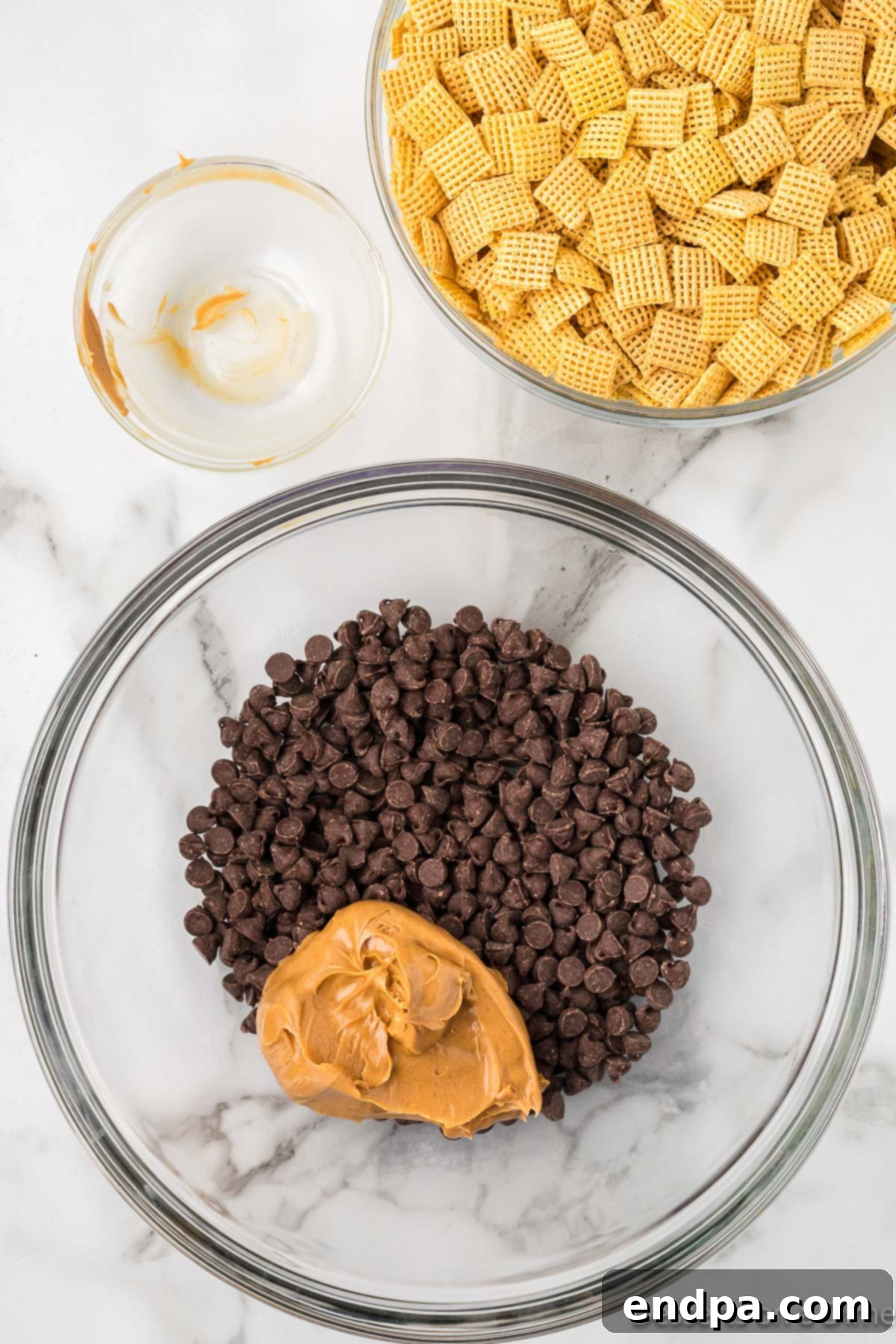 Double Fudge Brownie Crunch 4 Bowl with chocolate chips and peanut butter.