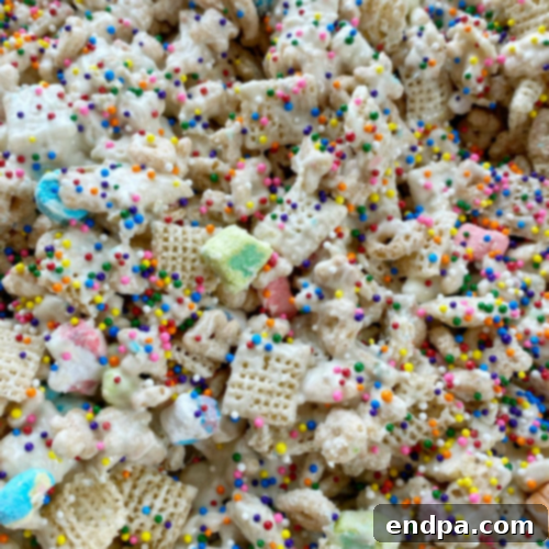 37 Whimsical Unicorn Treats 23 Lucky Charms Rainbow Snack Mix
