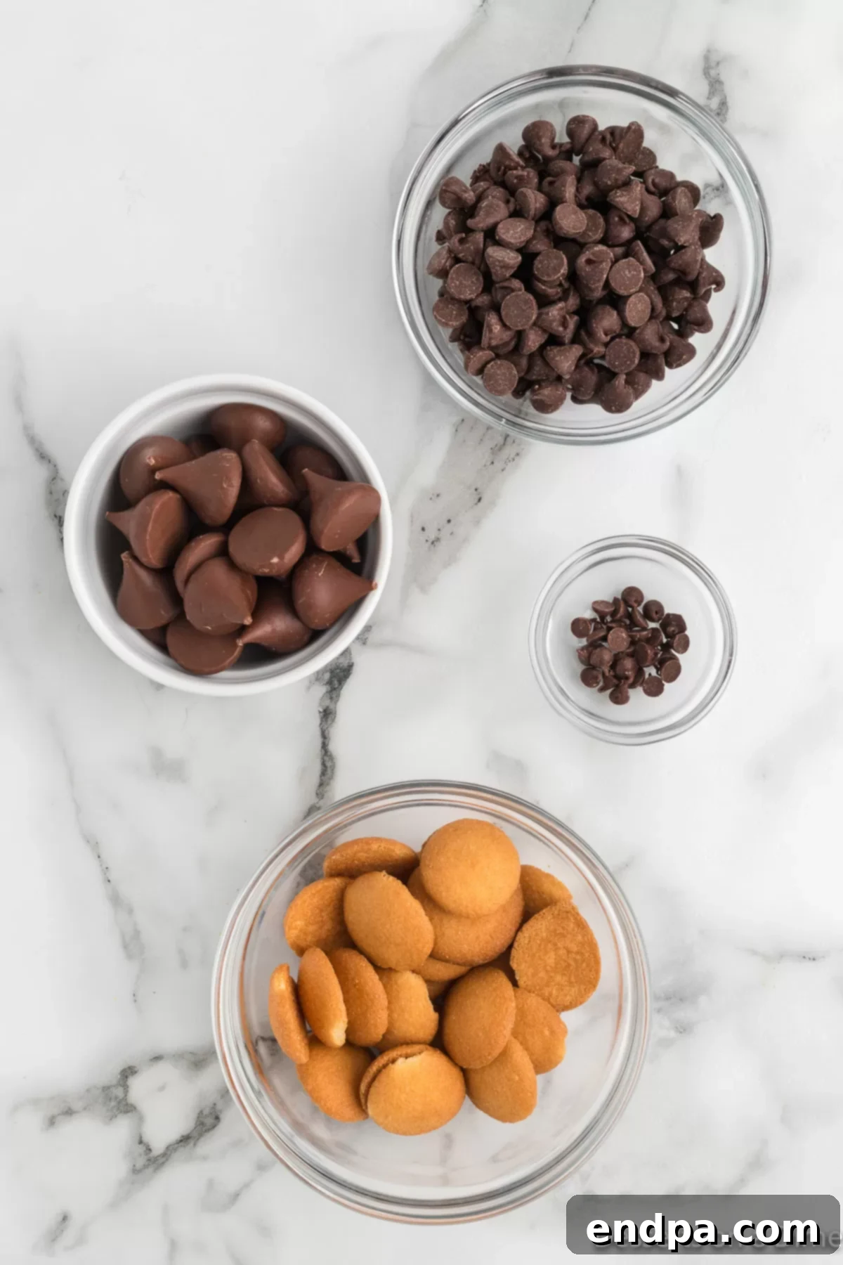 Acorn Chocolate Treasures 3 Ingredients for acorns - chocolate chips, vanilla wafers, Hershey kisses, mini chocolate chips.