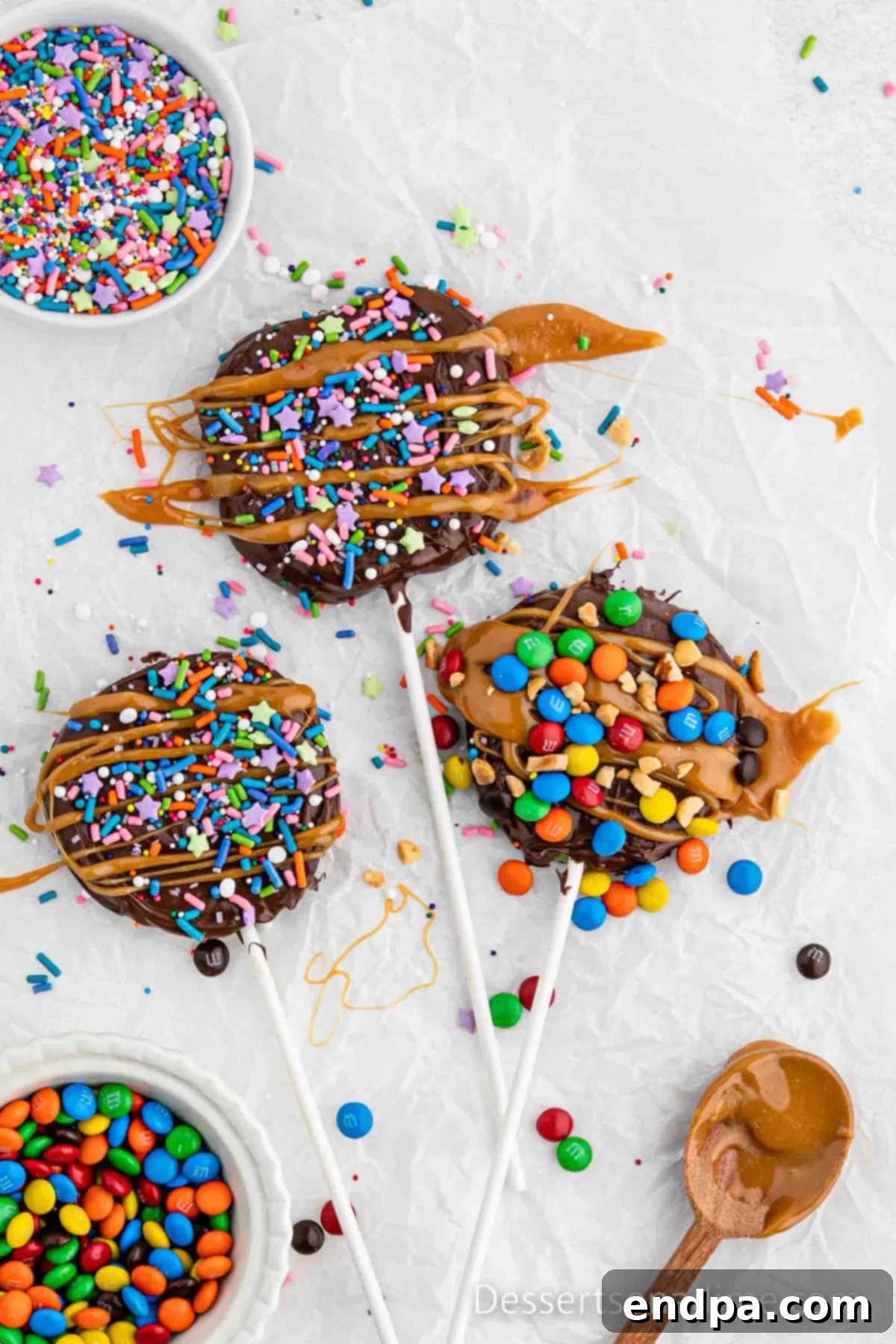 Apple slices with toppings waiting to set.