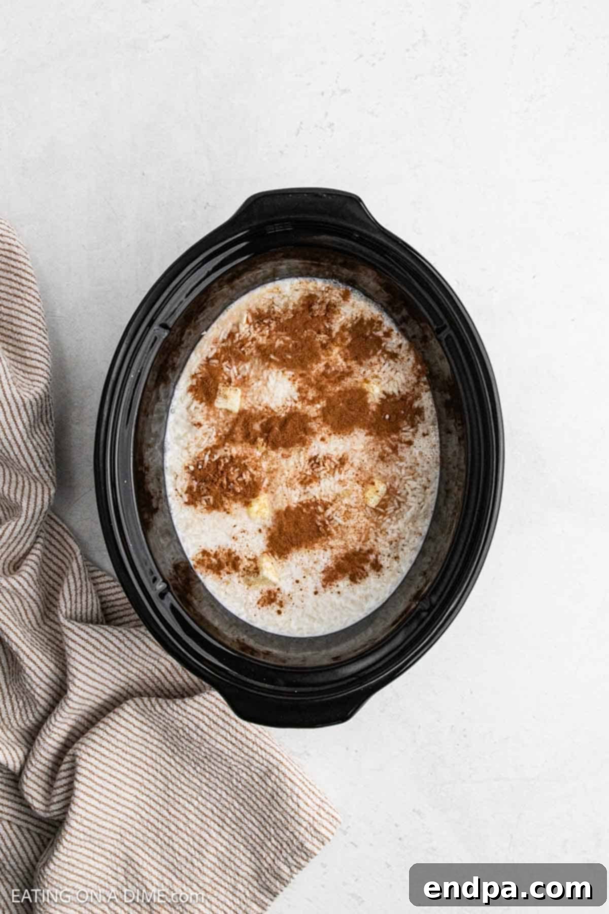 Cinnamon and vanilla mixed into milk.